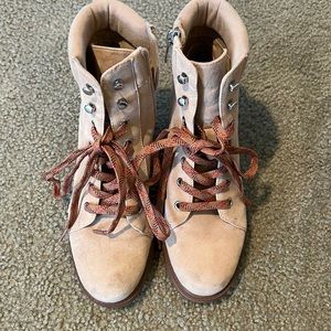 Worn once Vince Camuto shoes